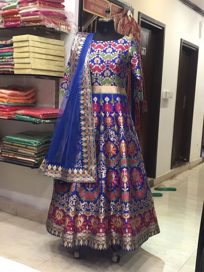 Best Designer Ethnic Wear Showroom In Gurugram Mall, Karol Bagh Delhi –  Panna Sarees