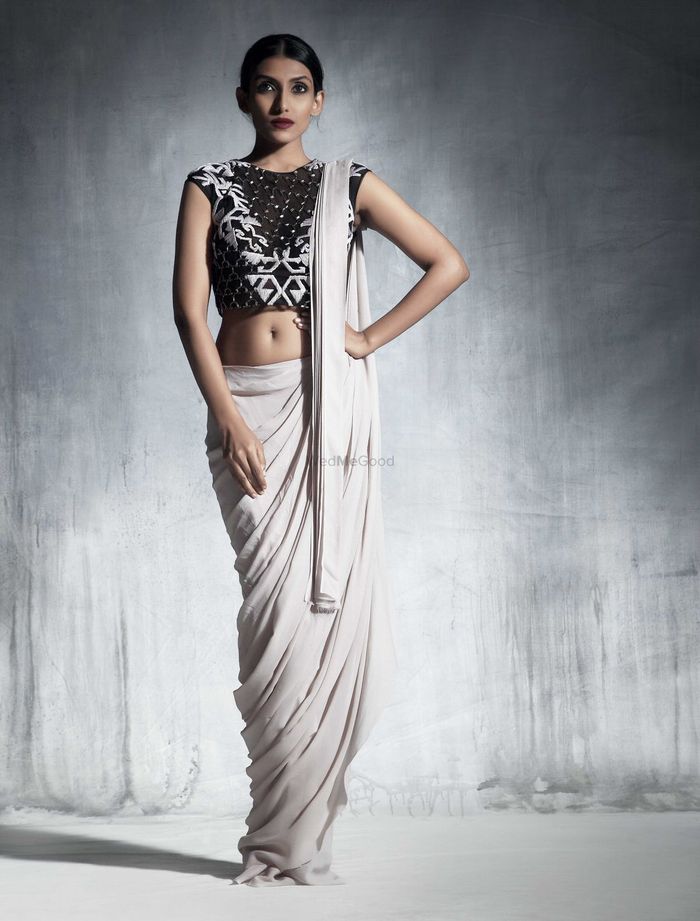 Saree Pallu Draping Styles To Wear Your Sarees New Way Everyday! | Saree.com  By Asopalav