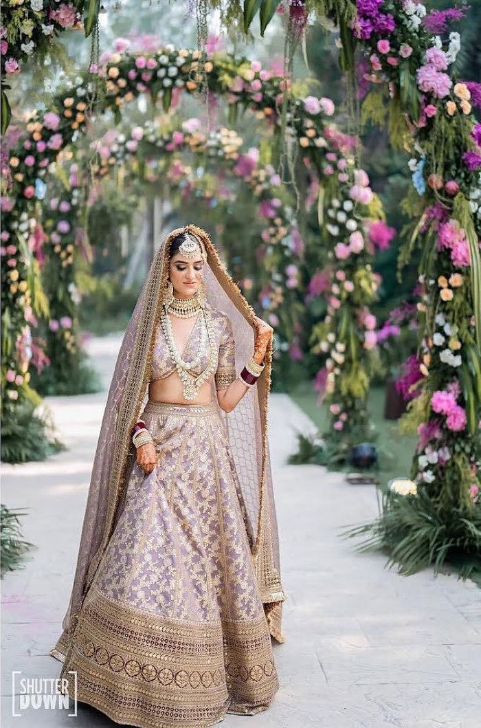 20+ Sabyasachi Lehengas We Wish Brides Would Have Worn! | Indian bridal  outfits, Indian bridal dress, Bridal outfits
