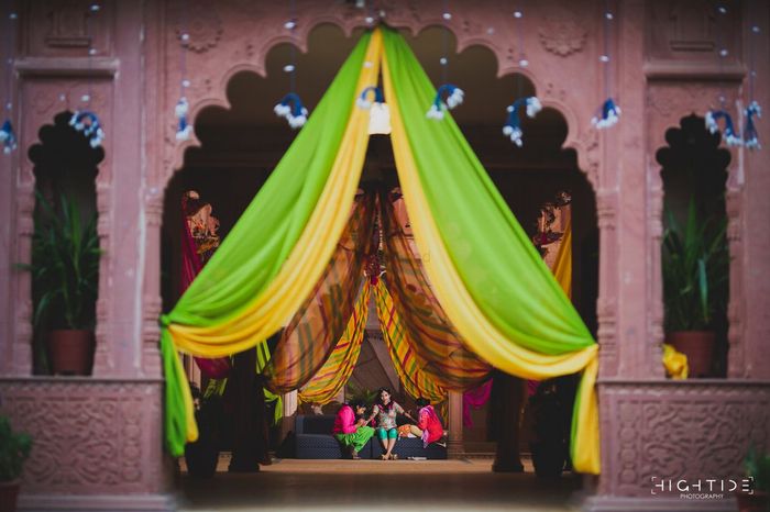 3 Amazing New Mehendi Colour Schemes That Are Totally Blowing Our Minds! |  Mehndi decor, Tropical theme, Mehendi decor ideas