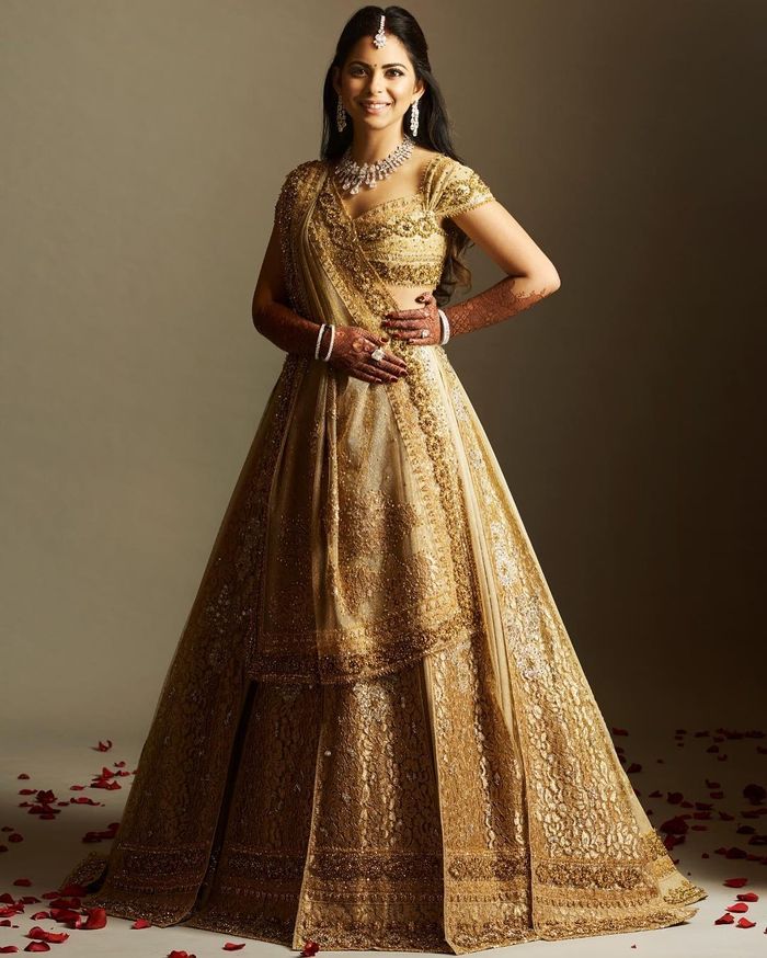 Discover more than 86 isha ambani wedding gown latest