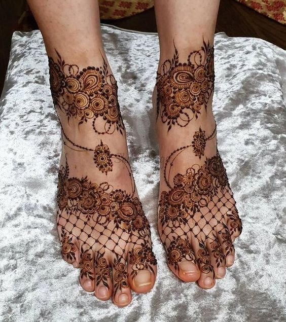 latest arabic mehndi designs for legs