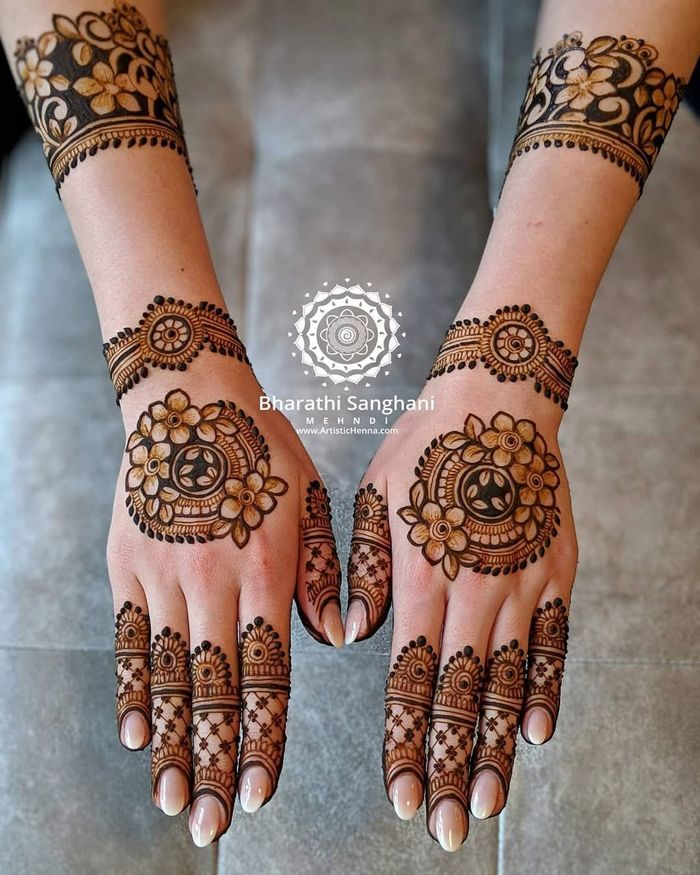 Simple & Easy Mehendi Designs for Bride's Sister | Latest mehndi designs,  Mehndi designs, Mehendi designs