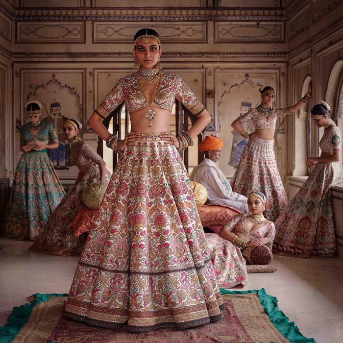 Bridal lehenga discount new collection 2019