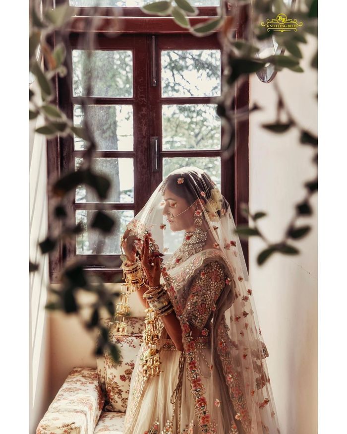 Prettiest Veil Trail Shots Of Brides That'll Give You A Maharani