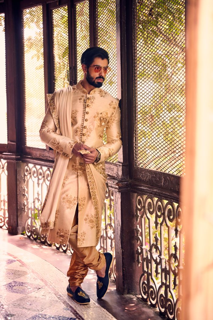 Manyavar wedding sherwani deals