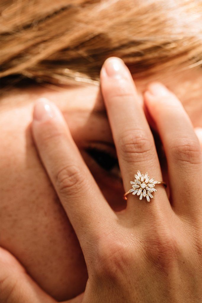 Unique 14kt white gold engagement ring