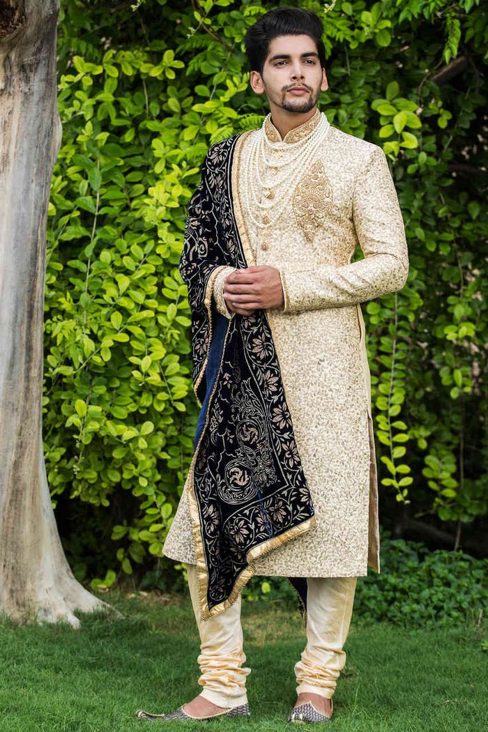 Sherwani styles for outlet grooms