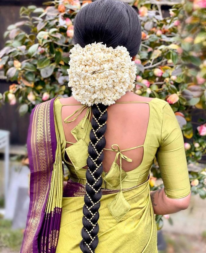 Indian Bridal Poola Jada Hairstyles Flowers Stock Photo 1500113657   Shutterstock