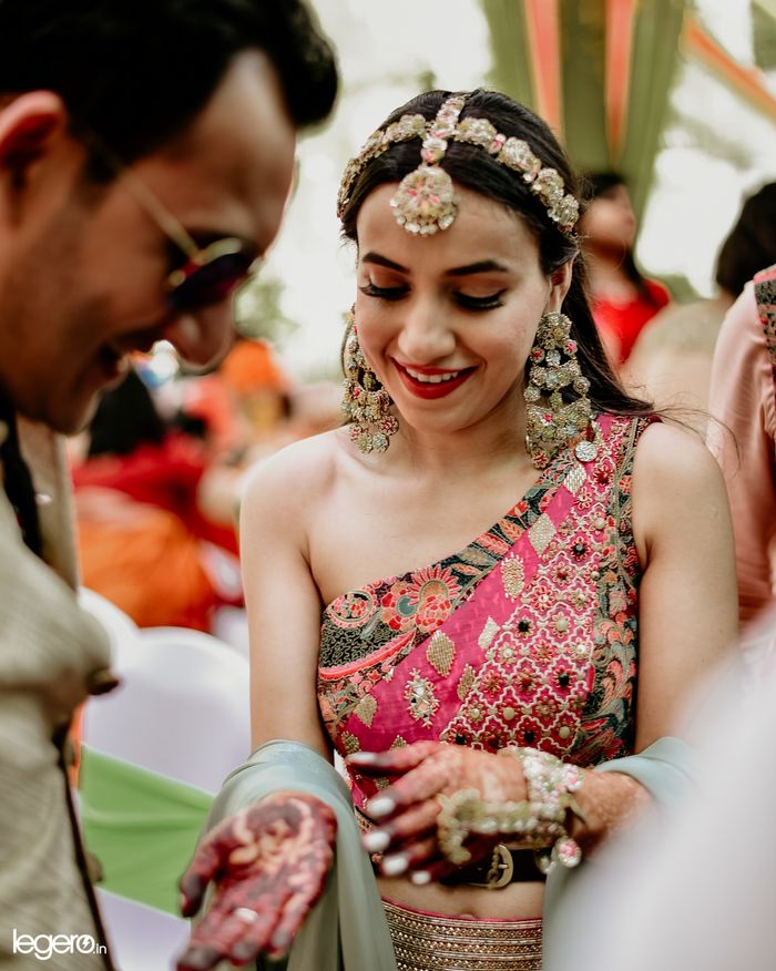 bridal mehendi look