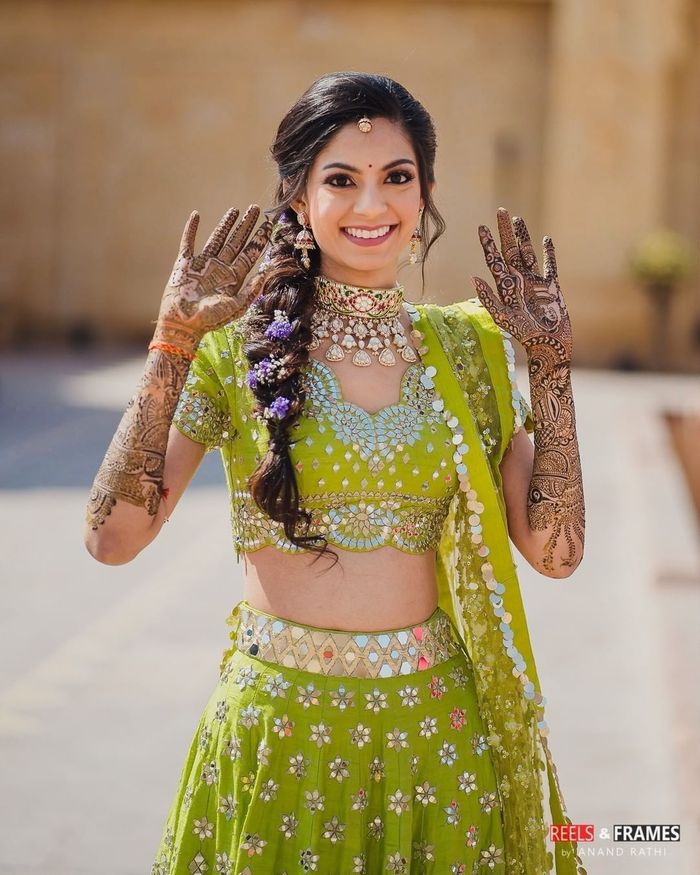 Latest Asian Bridal Mehndi Suits For Yr 19 Collection With Price Tag |  Dailyinfotainment