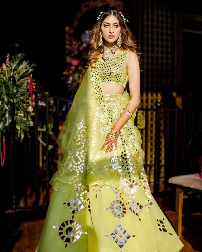 37 Green mehdi dress ideas  mehendi dress function dresses designer  dresses