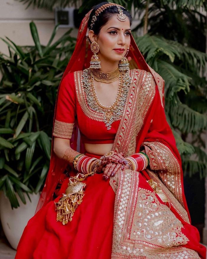 6 Heavy Bridal Lehengas That Will Help You Perfect Your Bridal Look!