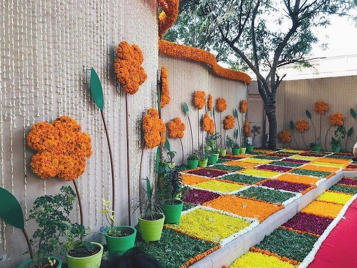 Simple entrance flower decoration – Anil Events Bangalore