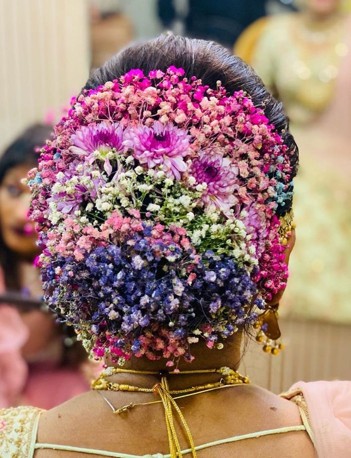 21+ Sweet & Elegant Hairstyle Ideas with Dainty Baby's Breath Flowers |  WeddingBazaar