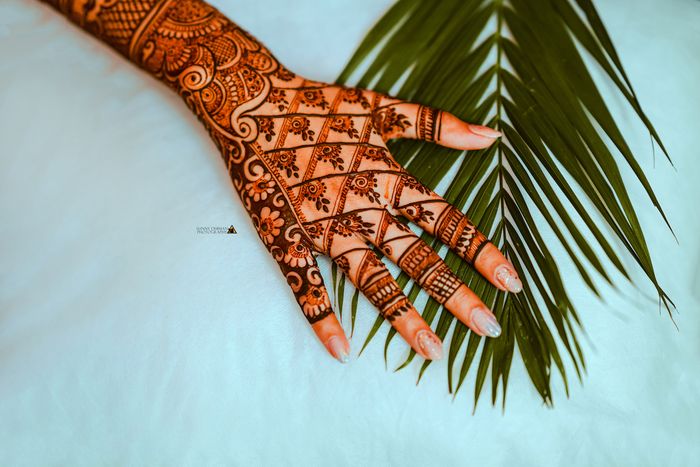 Mehndi Ceremony: An American Perspective as an Indian Bride - What Is Hey  Bails Doing?