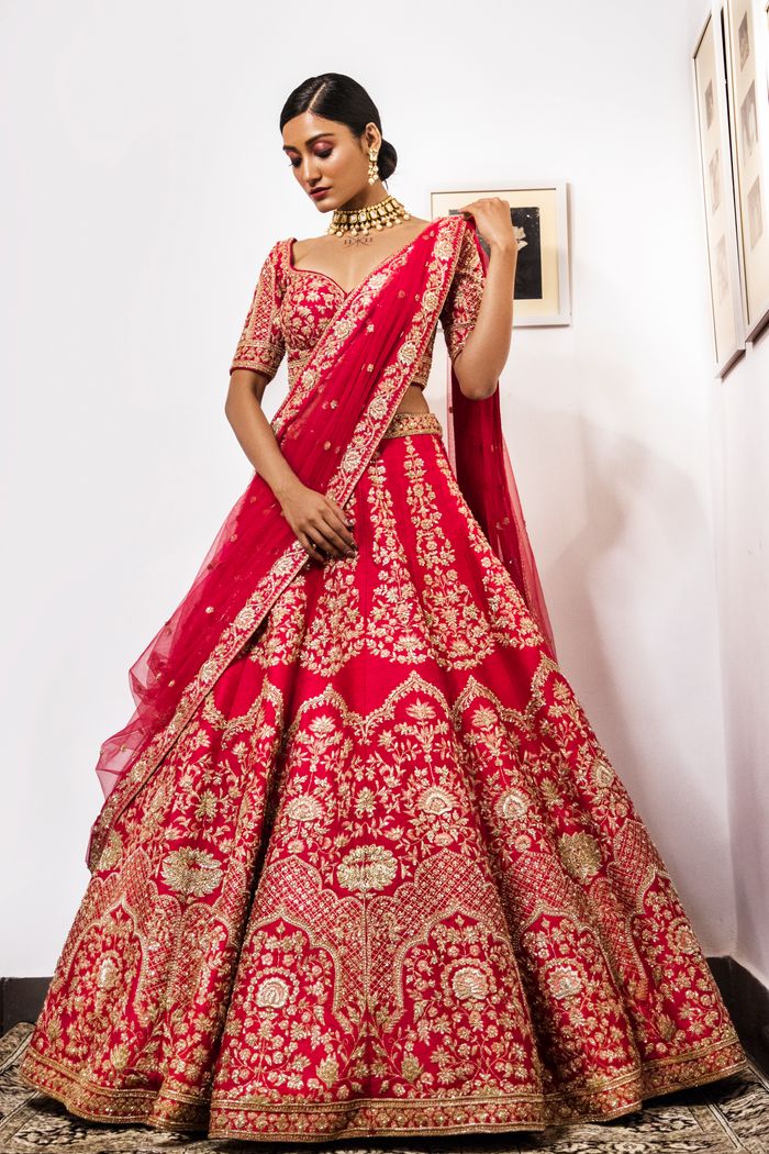 Where can I find designer Lehengas, especially wedding lehengas in Jaipur?  - Quora