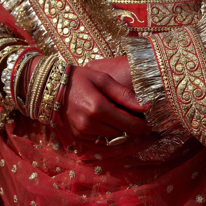 How Much Do Sabyasachi Accessories Cost? - ShaadiWish in 2023