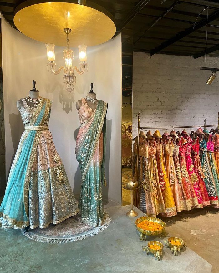 15+ Bridal Lehenga Shops in Chandni Chowk