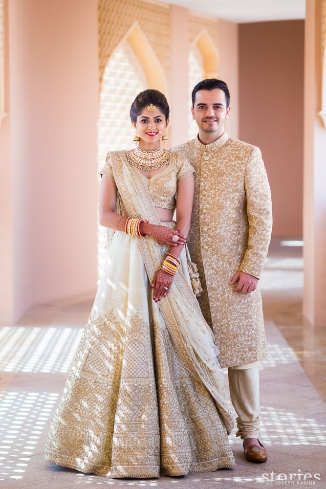 Say Hello To The Bridal Colours Of The Season: Ivory & Gold! | WedMeGood Say Hello To The Bridal Colours Of The Season: Ivory & Gold! | WedMeGood