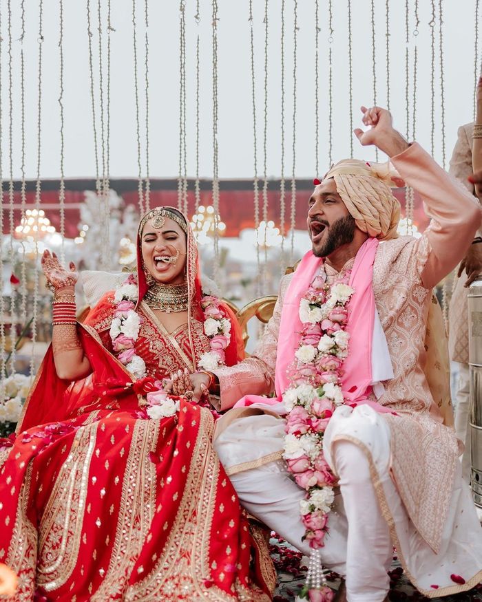 Sid Kiara Wedding Video: कियारा को दुल्हन बने देख सिद्धार्थ ने ऐसे किया था  रिएक्ट, सामने आया वेडिंग वीडियो - Sid Kiara Wedding Video Seeing Kiara as a  bride Siddharth reacted like