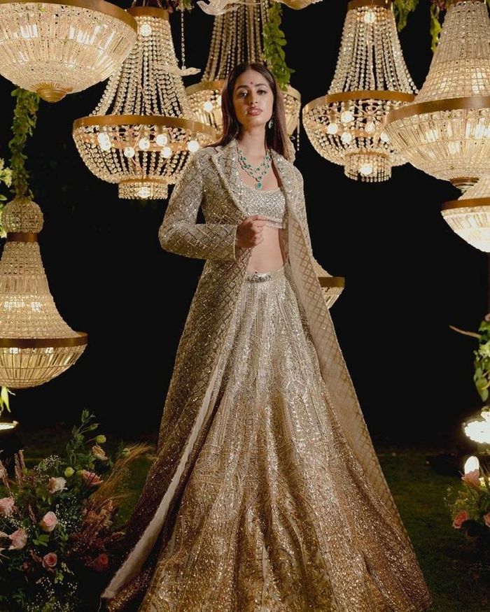 15+ Ways To Re-Wear Your Wedding Lehenga After Your Wedding | WedMeGood