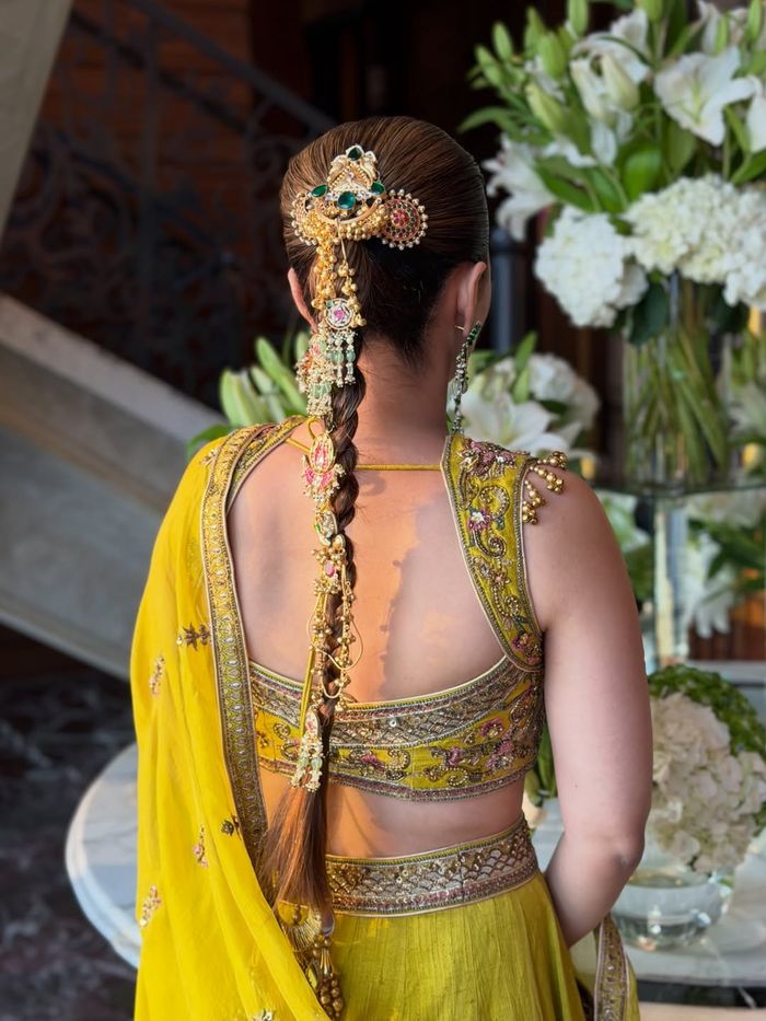 100+ Indian Bridal Hairstyles for Brides | WedMeGood