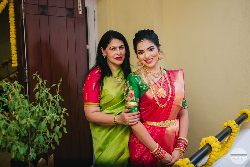 Elegant Bangalore Wedding With A Dash Of Tradition! | WedMeGood