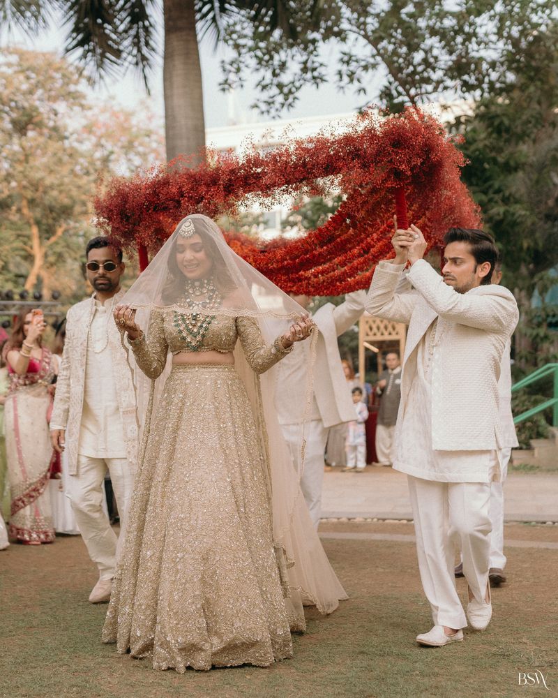 Bride entering to a contemporary track at her wedding