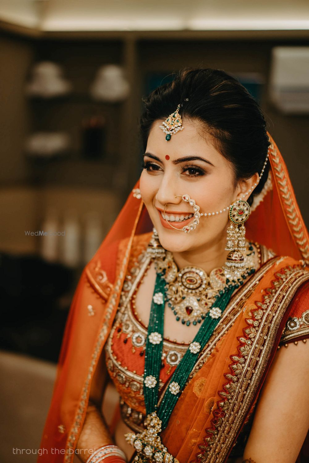 Photo of Bridal jewellery contrasting with layered necklaces