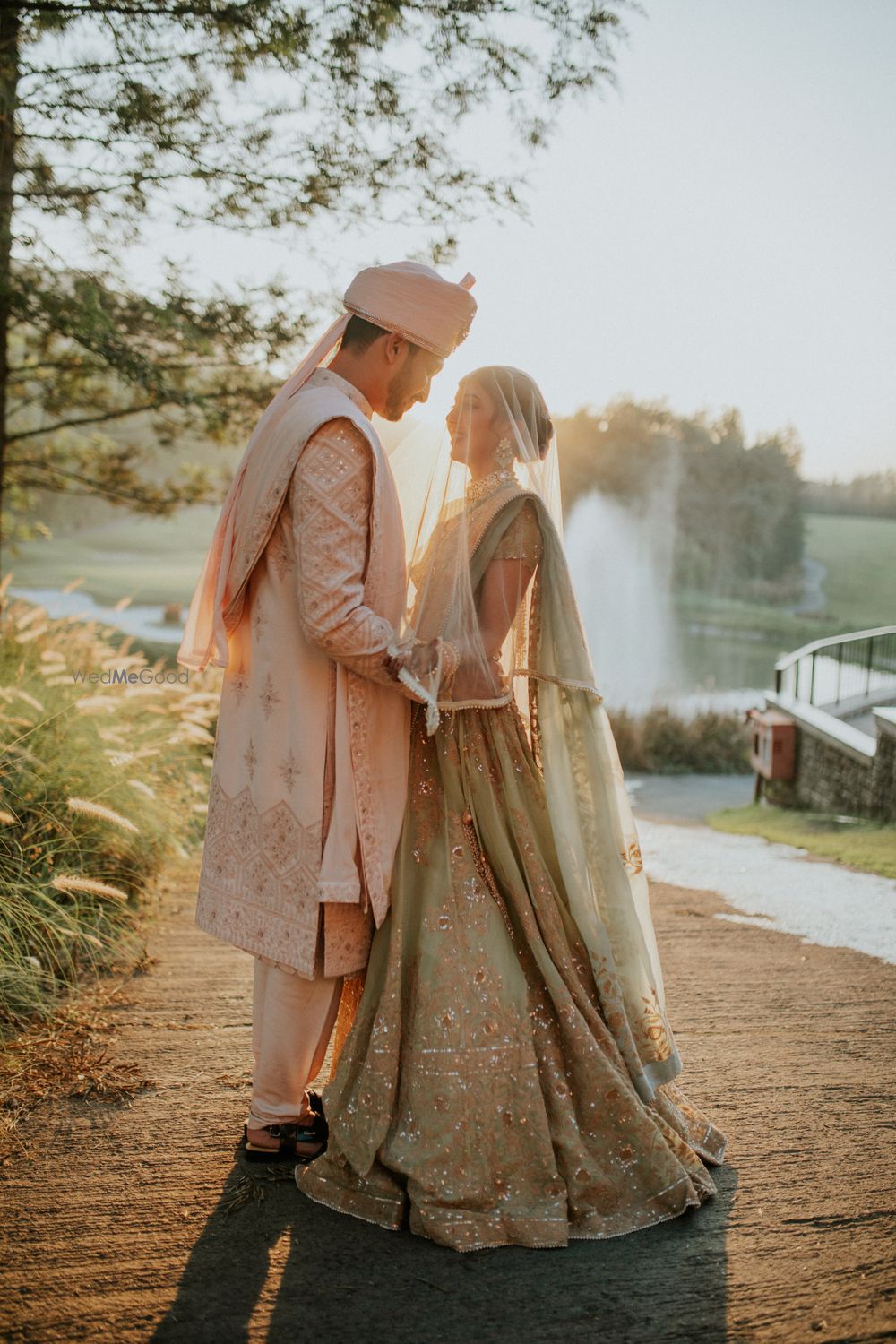 Photo of bride with veil shot