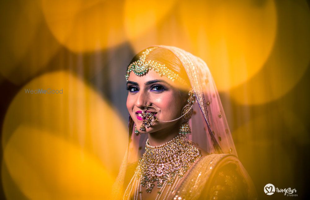 Photo of Bridal shot with bokeh