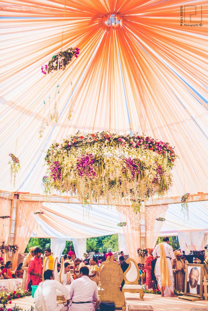 Photo of Floral chandelier mandap decor ideas
