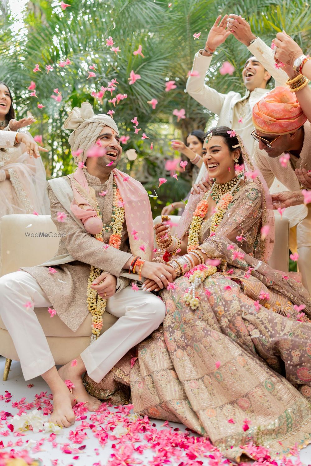 Photo of weddding day couple portrait