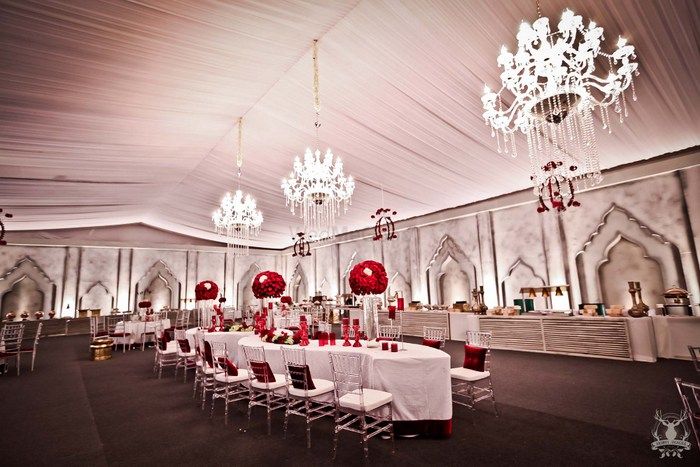 Photo of elegant reception decor