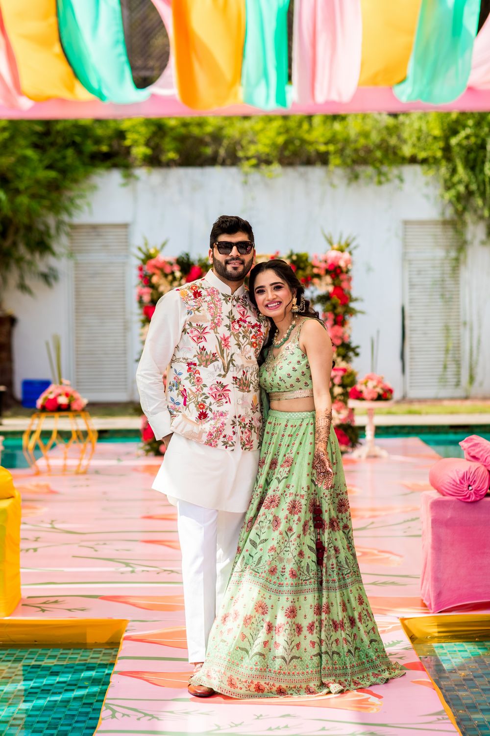 Photo of Modern mehendi outfit ideas for the couple