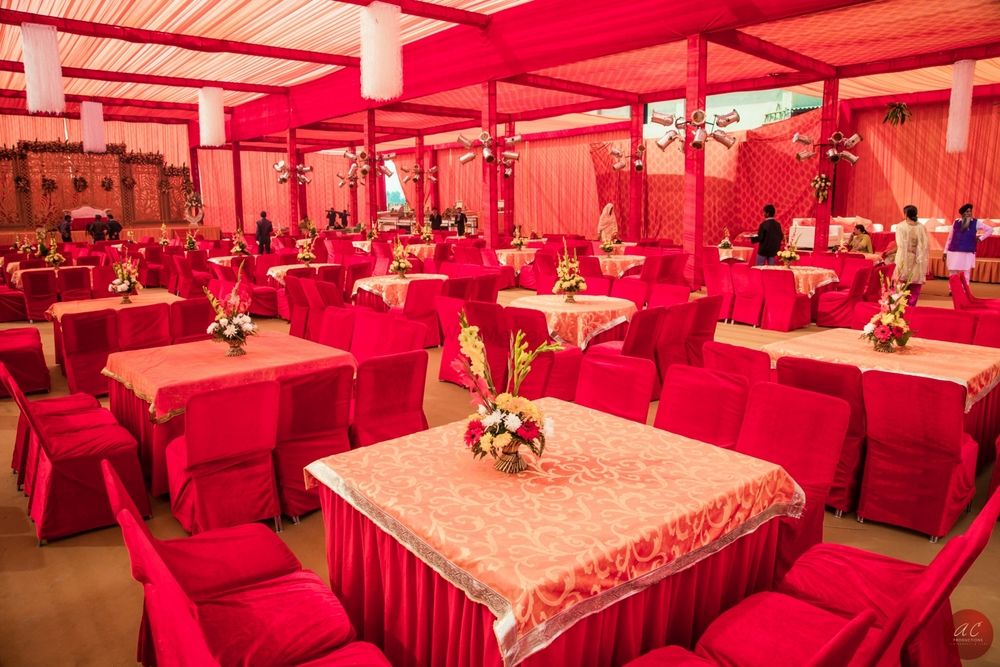 Photo of red wedding decor