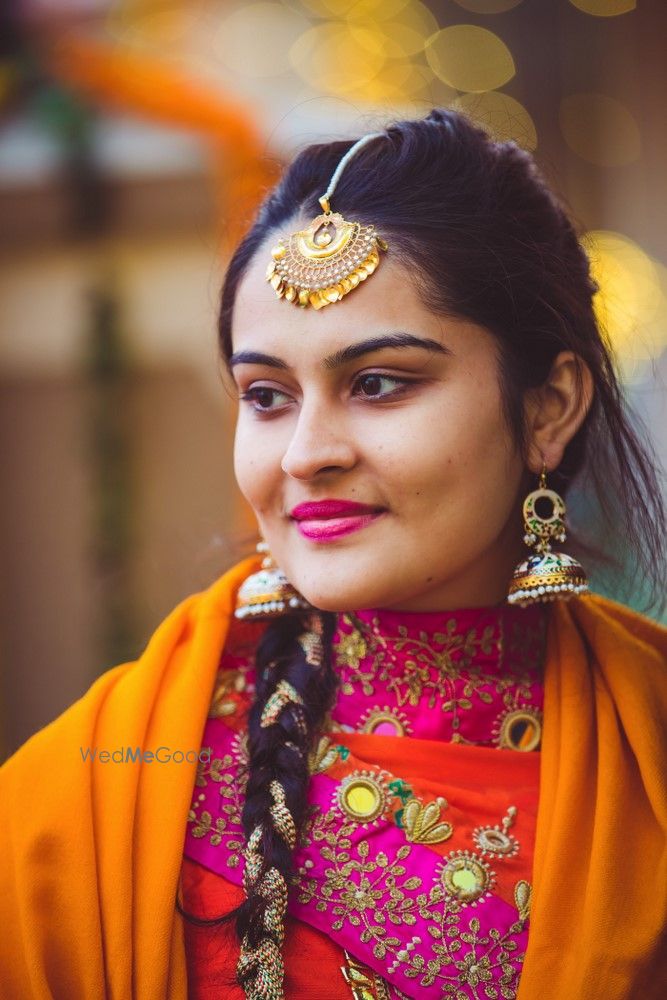 Photo of Sikh bride bridal portrait