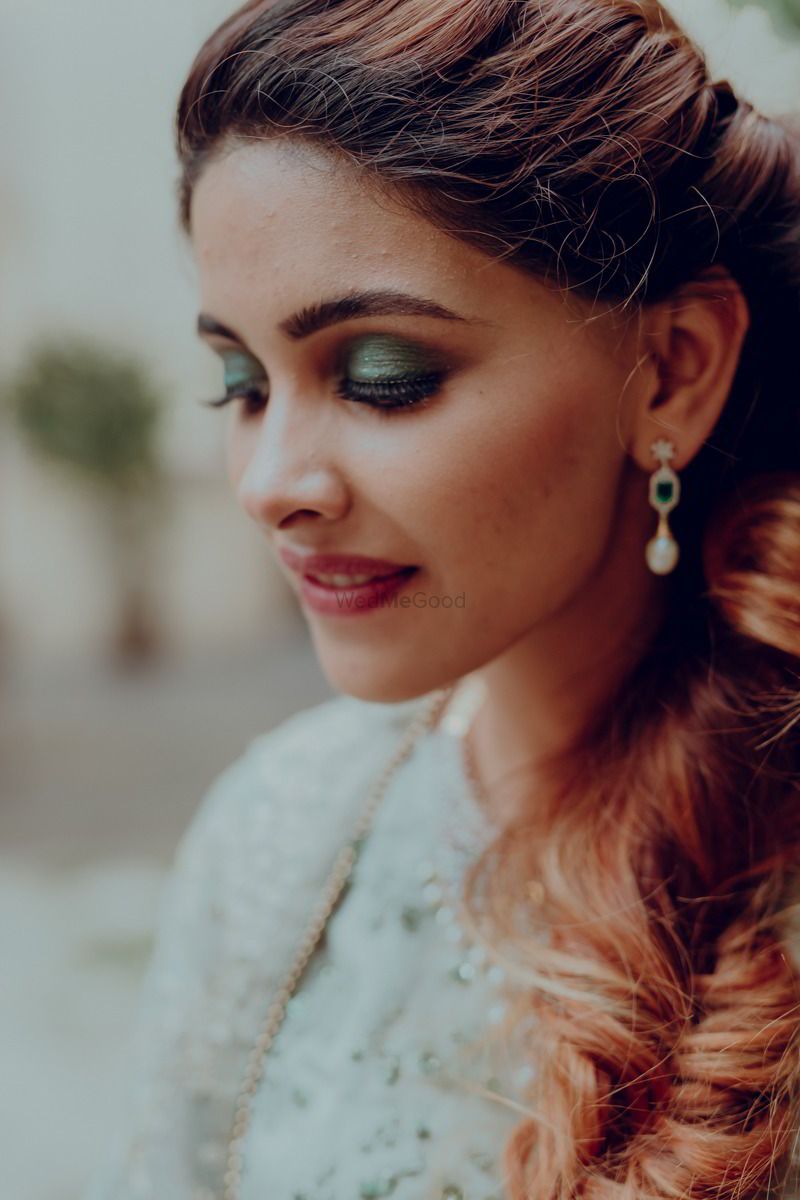 Photo of Grey and green eye shadow for engagement