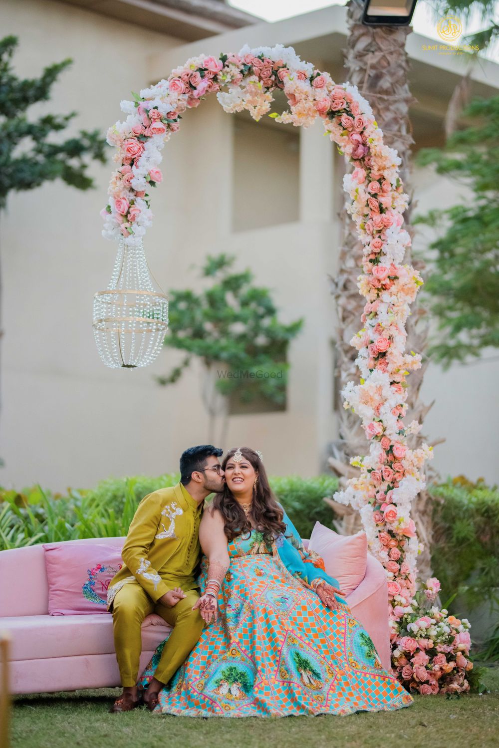 Photo of Summer mehendi outfit ideas for bride & groom