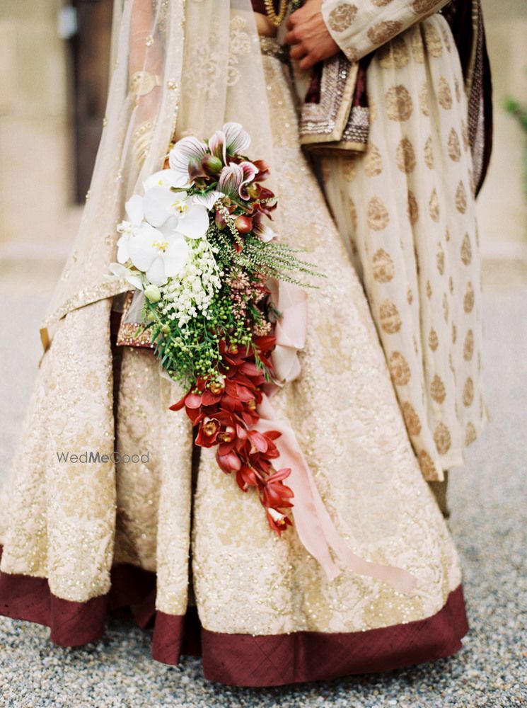 Gold Bridal Lehenga Photo Shyamal Bhumika