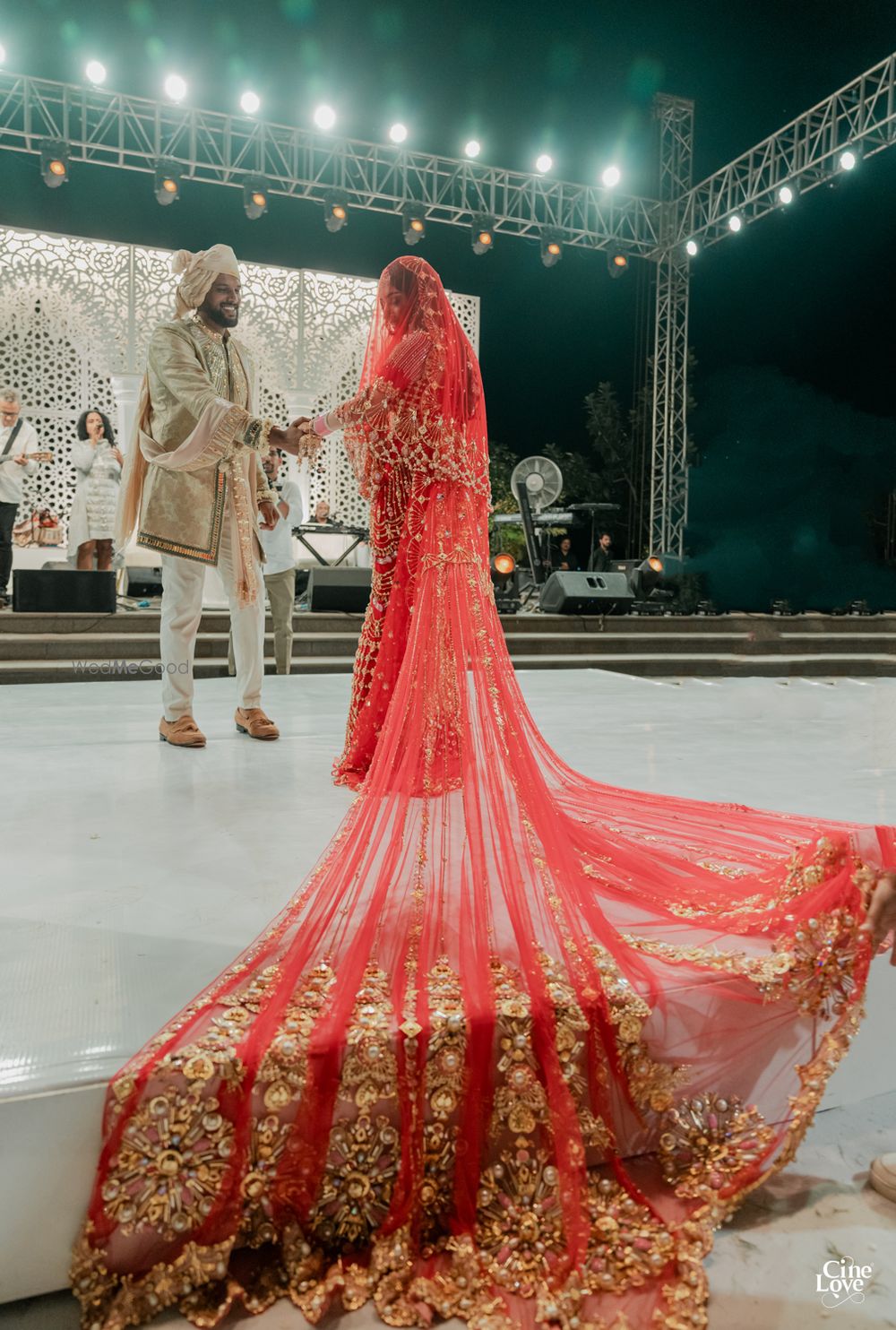 Photo of Bride in red saree