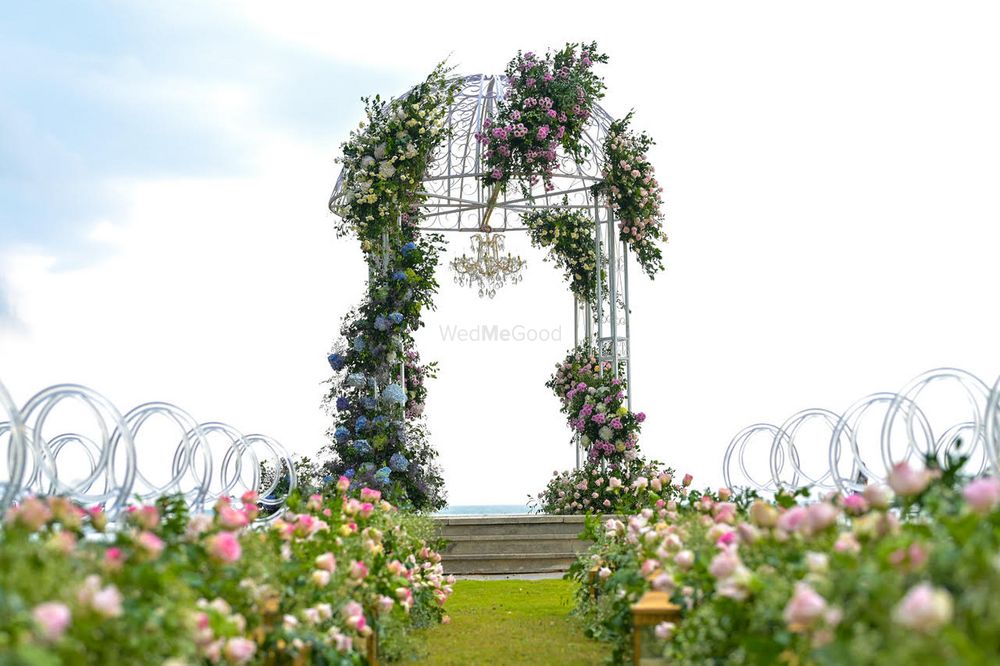 Photo of Grand outdoor decor with a floral setup