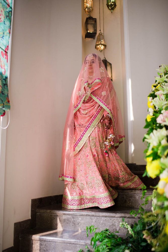 Photo of Sikh bride in pastel pink lehenga