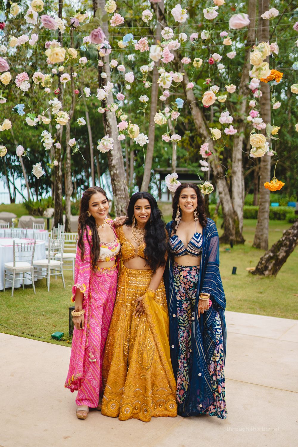 Photo of sister of the bride outfits for mehendi