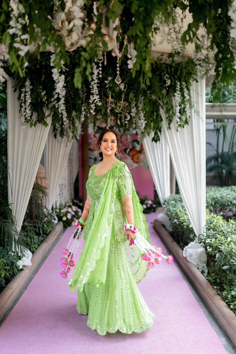 Photo of summer mehendi outfit for brides