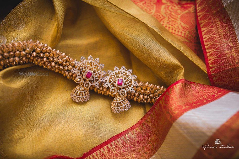 Photo of South Indian bridal jewellery with diamond earrings