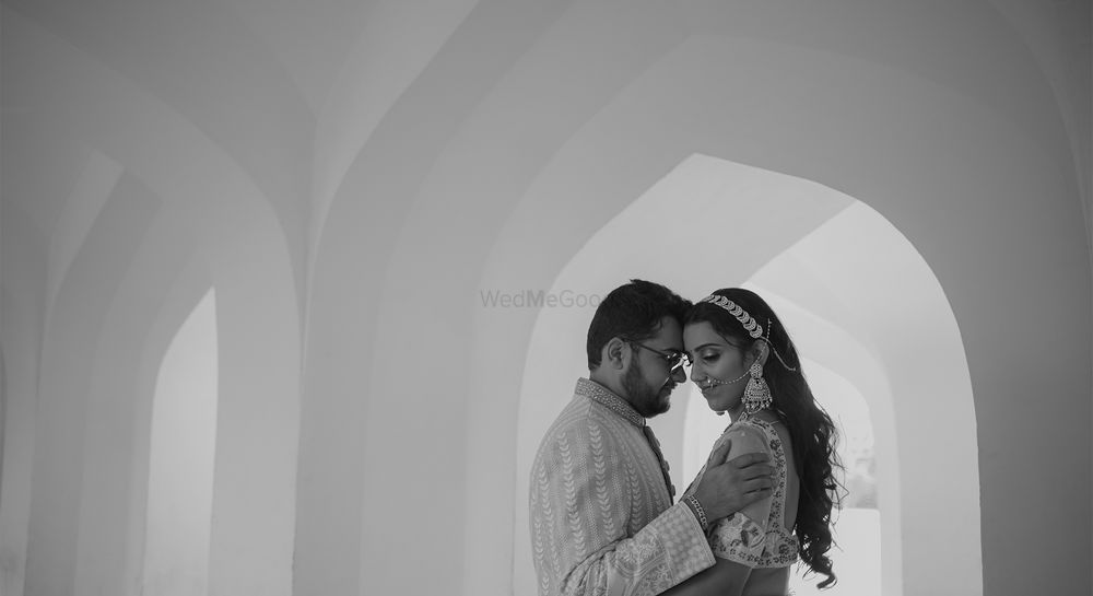 Photo By Arj Photography - Pre Wedding Photographers