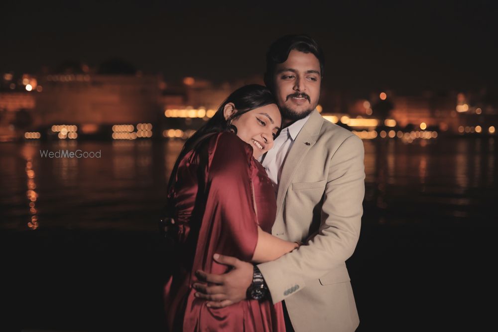 Photo By Arj Photography - Pre Wedding Photographers