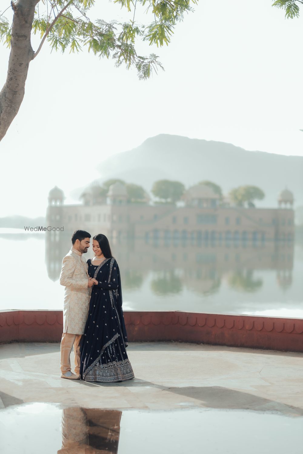 Photo By Arj Photography - Pre Wedding Photographers